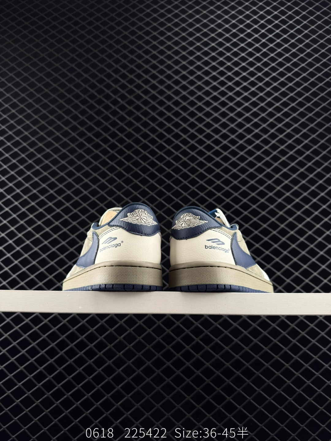 Travis Scott x Air Jordan 1 ” Reverse Mocha “